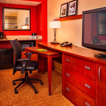 Courtyard Virginia Beach Norfolk Экстерьер фото