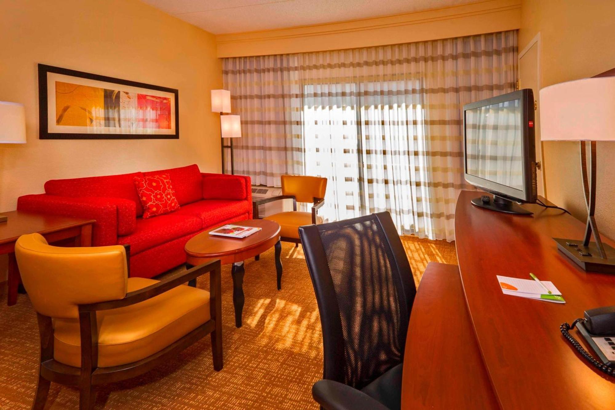 Courtyard Virginia Beach Norfolk Экстерьер фото